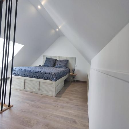 Studio Neuf Situe Au Coeur D'Un Bourg Paisible Pacé Екстериор снимка